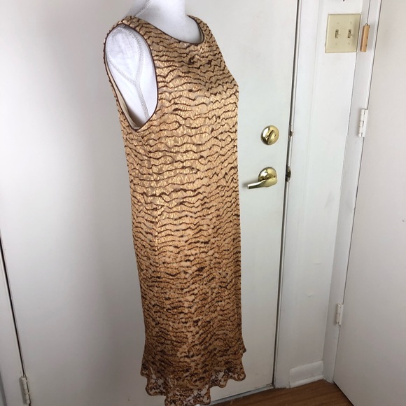 MEDIA ONE WOMENS TEXTURED FITTED LINED SLEEVELESS DRESS SZ 8 CAMEL/BROWN - Picture 2 of 6